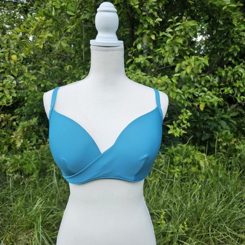 Shade & Shore Lightly Lined Push Up Underwire Bikini Top Size 38 D